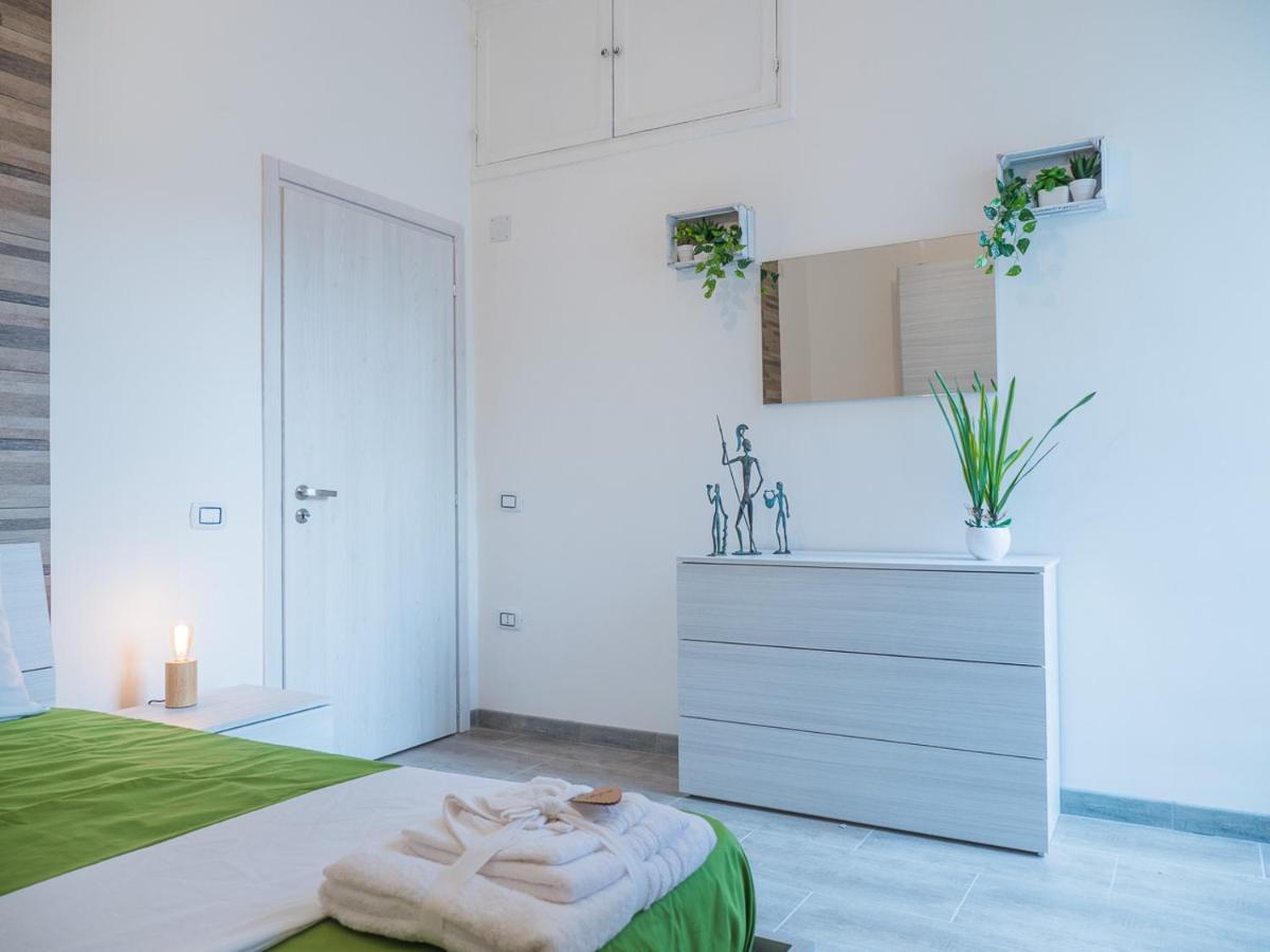 Chiaia Premium Flat, Naples Center, Near Seaside Apartment Екстериор снимка